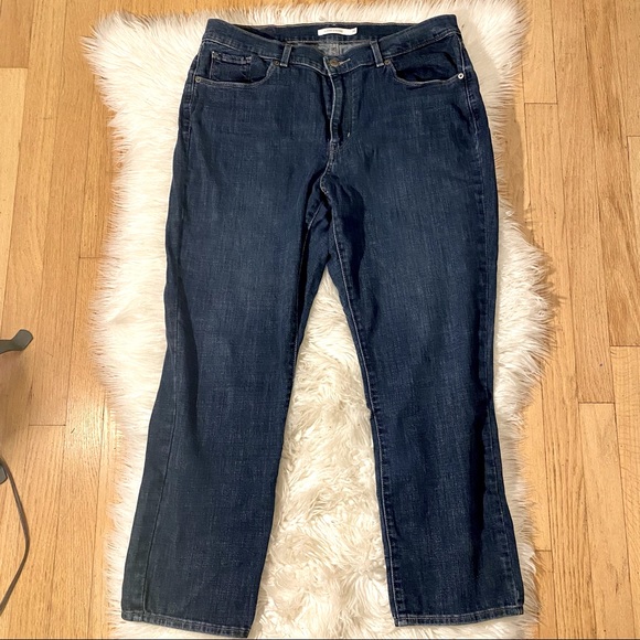 Levi's Denim - Levi’s Women’s Classic Straight Jeans Size 14